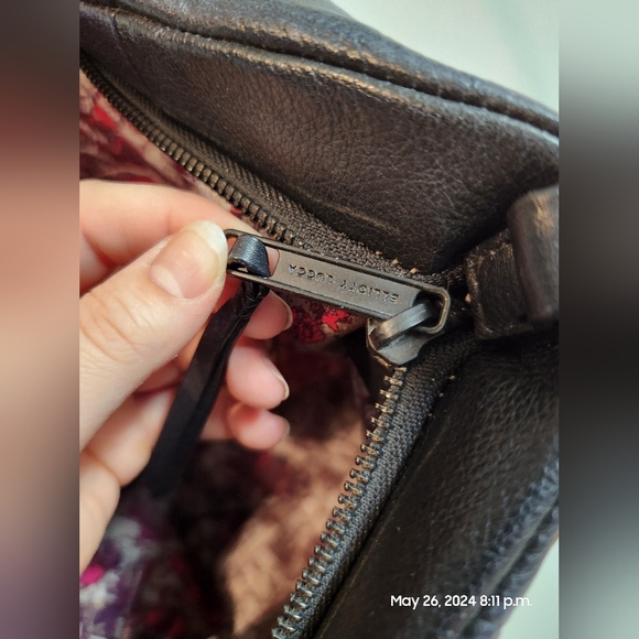 Medium Elliot Lucca leather tote bag - Picture 5 of 13